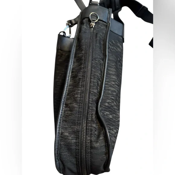 Lululemon Now and Always Tote *15L black pattern - Picture 10 of 11